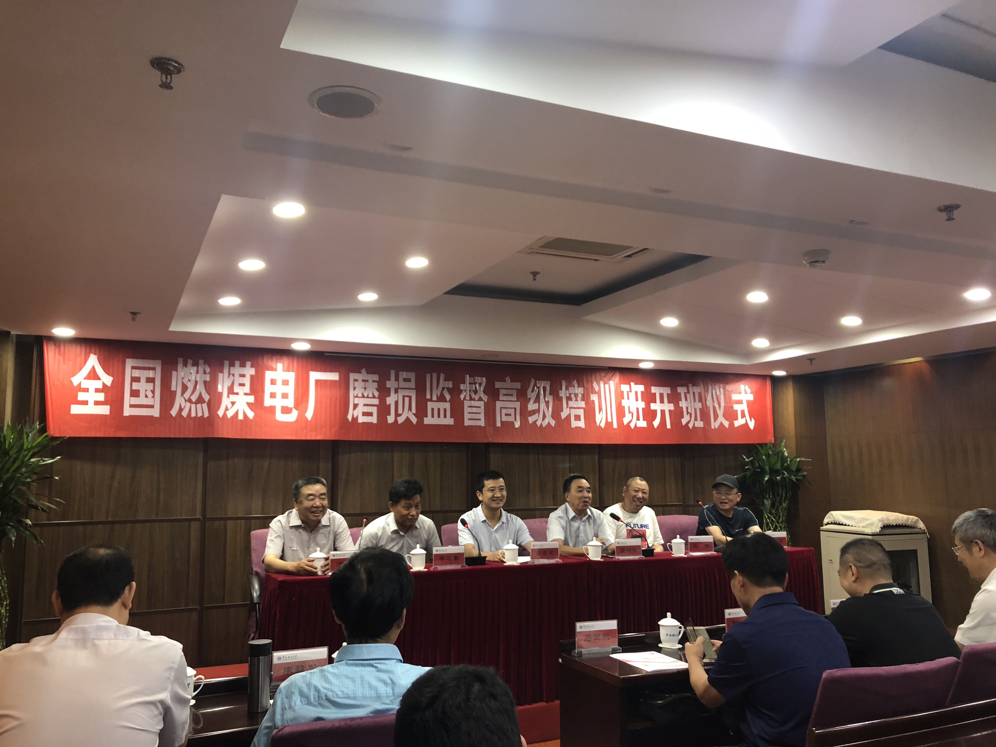 千與千尋，當(dāng)蘇州潤(rùn)達(dá)高鉻磨輥遇上華北電力大學(xué)！